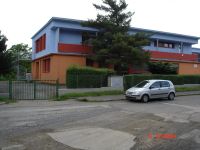 Fasáda mateřské školky na Zbraslavi